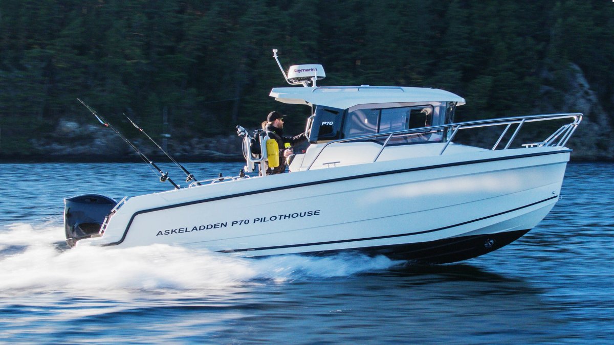 ASKELADDEN P70 PILOTHOUSE med Mercury V8 P200 Hk Pro XS 3
