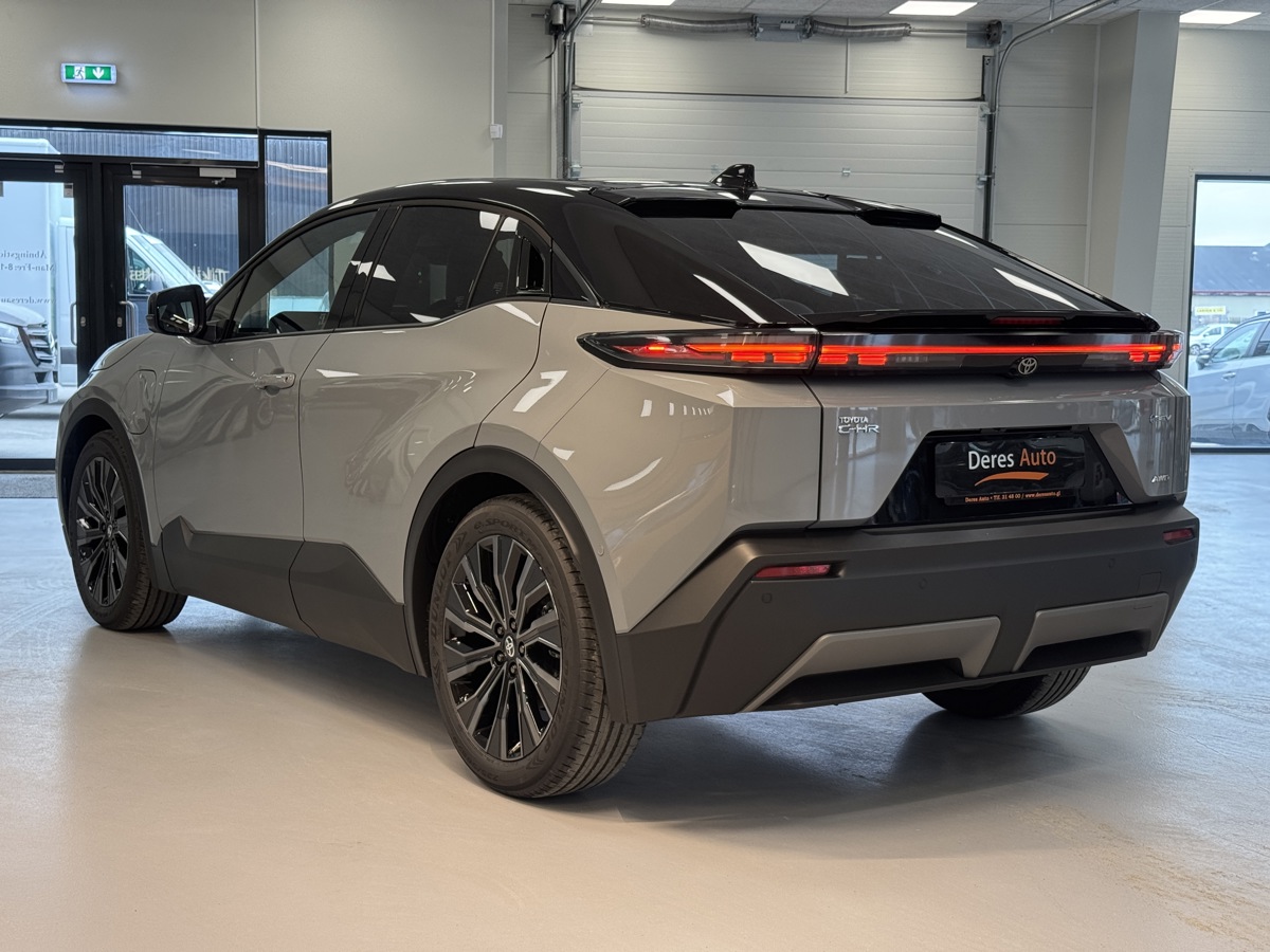 TOYOTA C-HR+ EXECUTIVE 77 kWh 4x4, 252 kW, 343 hk 2