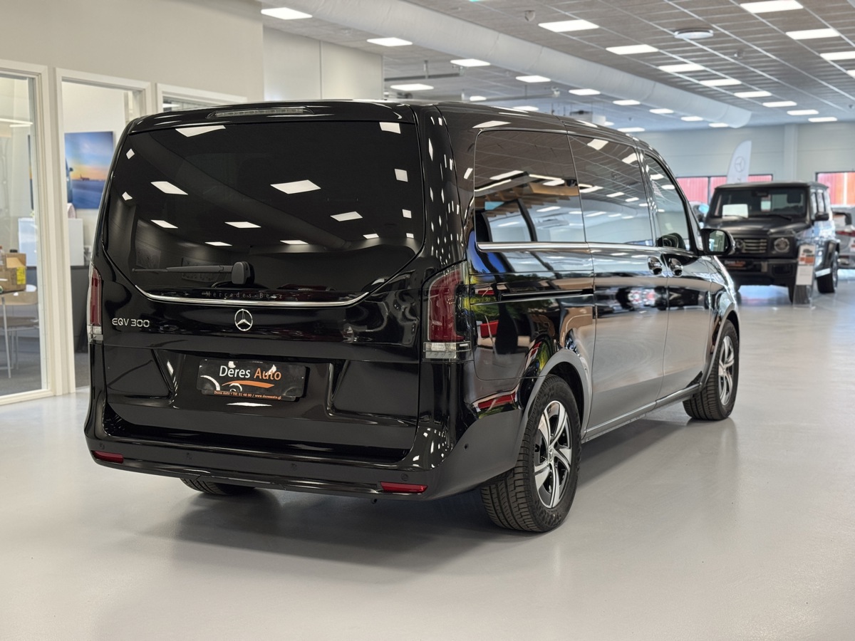 Mercedes-Benz Vito EQV 300 Avantgarde Lang 7 pers. Minibus 2