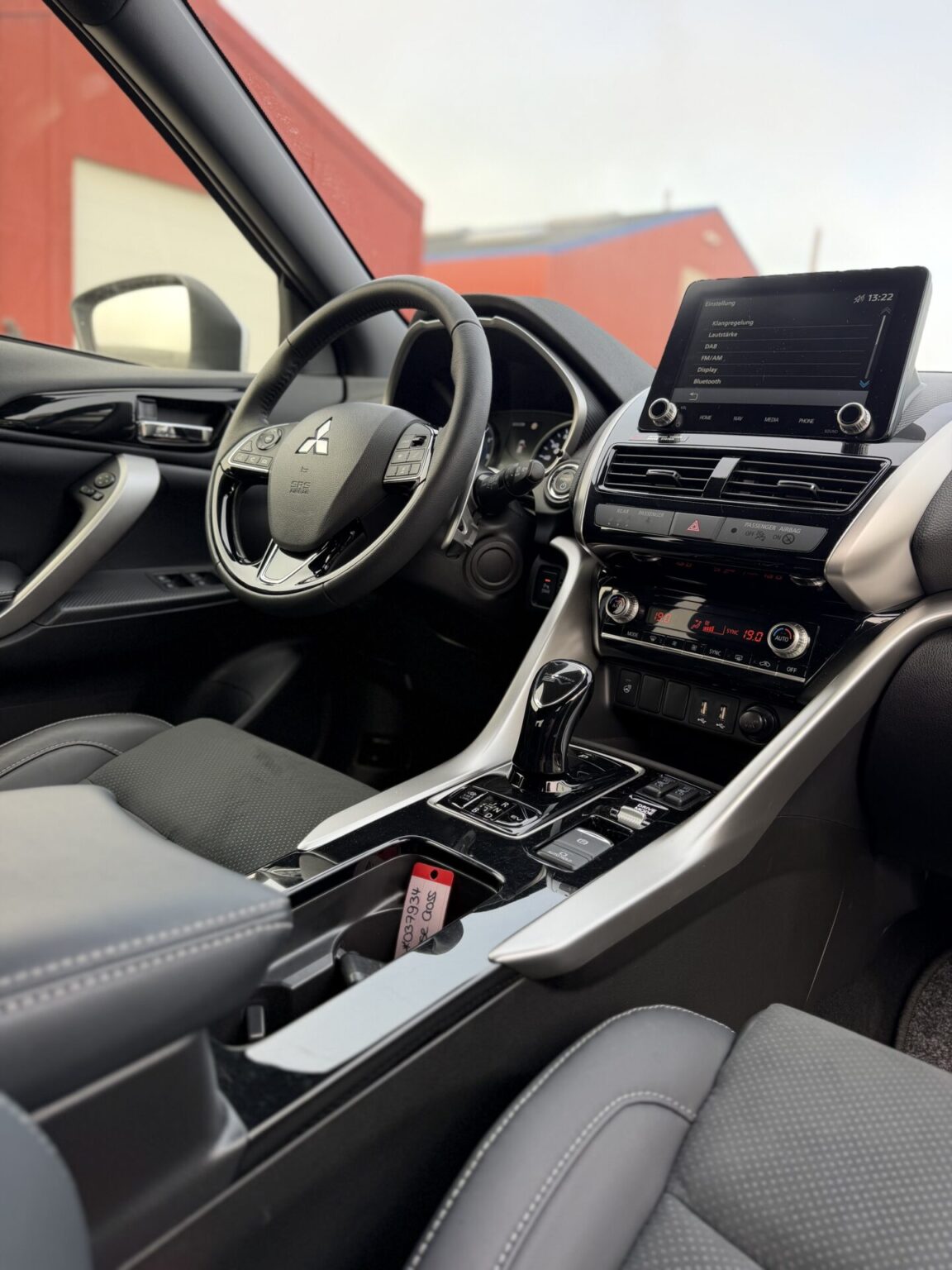 Mitsubishi Eclipse Cross PHEV 4