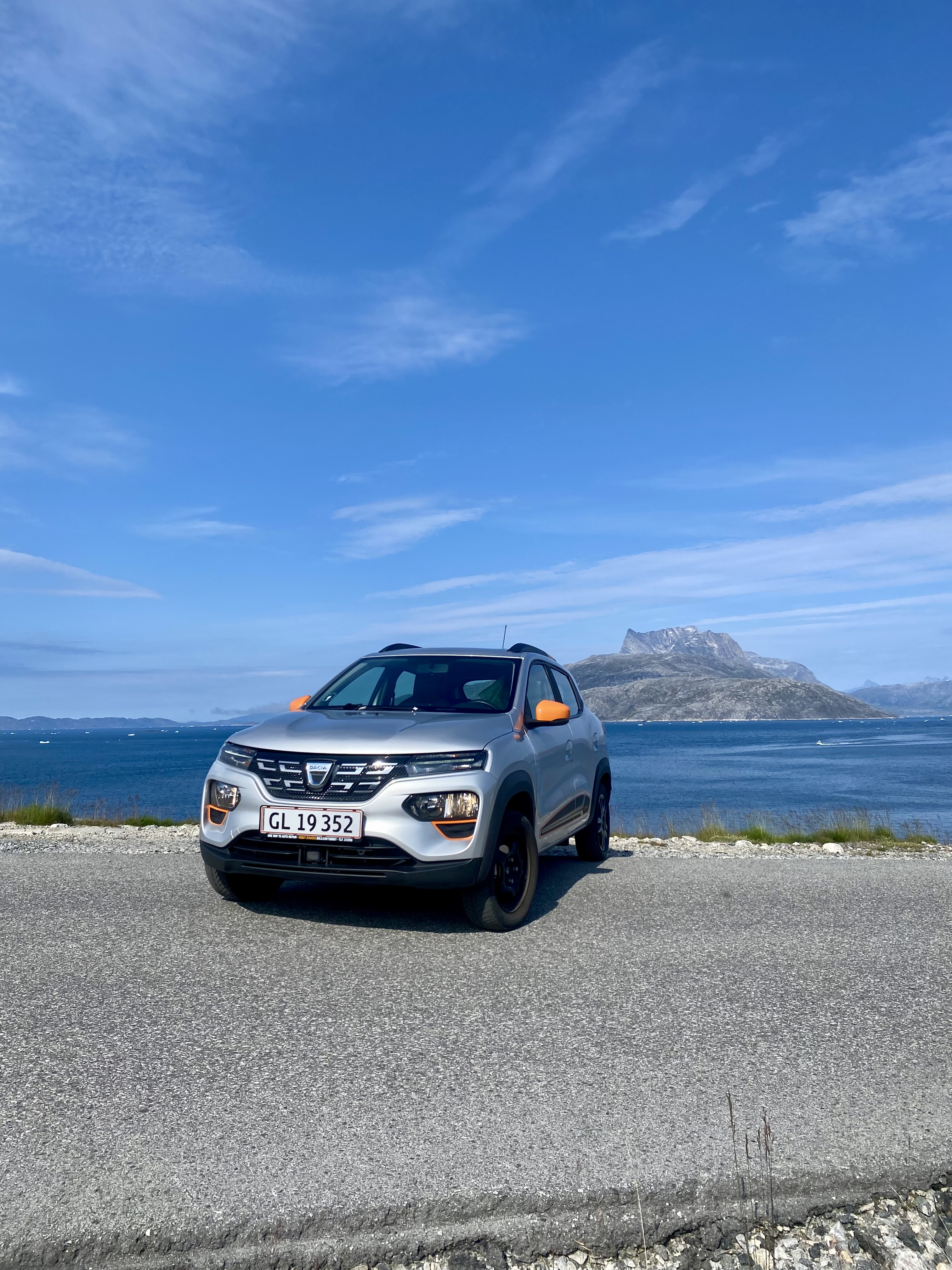 Dacia Spring 4